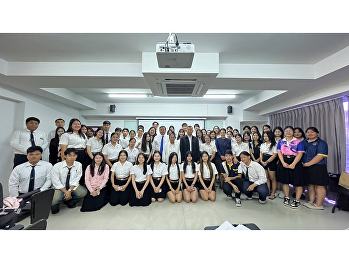 สาขาวิชารัฐประศาสนศาสตร์
จัดสอบประมวลความรู้และรับฟังการนำเสนอผลการฝึกประสบการณ์วิชาชีพ
มุ่งประเมินศักยภาพนักศึกษาชั้นปีที่ 4
เตรียมความพร้อมสู่การเป็นบัณฑิตมืออาชีพ